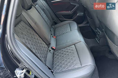 Седан Audi S3 2021 в 