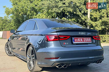 Седан Audi S3 2014 в 