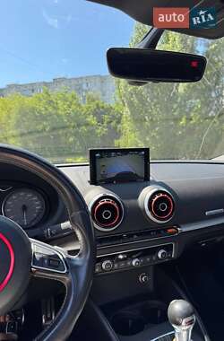 Седан Audi S3 2015 в 