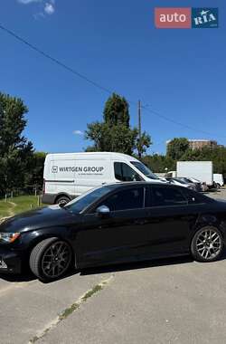 Седан Audi S3 2015 в 