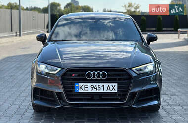 Седан Audi S3 2017 в 