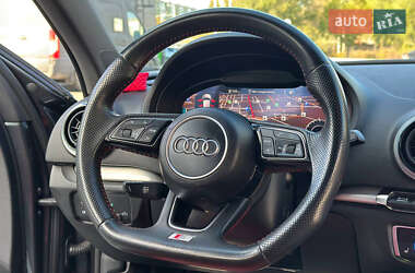 Седан Audi S3 2017 в 