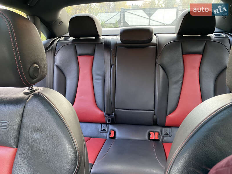 Седан Audi S3 2014 в Коломиї