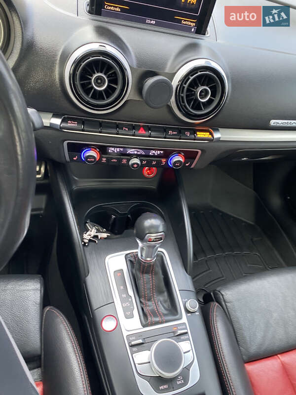 Седан Audi S3 2014 в Коломиї