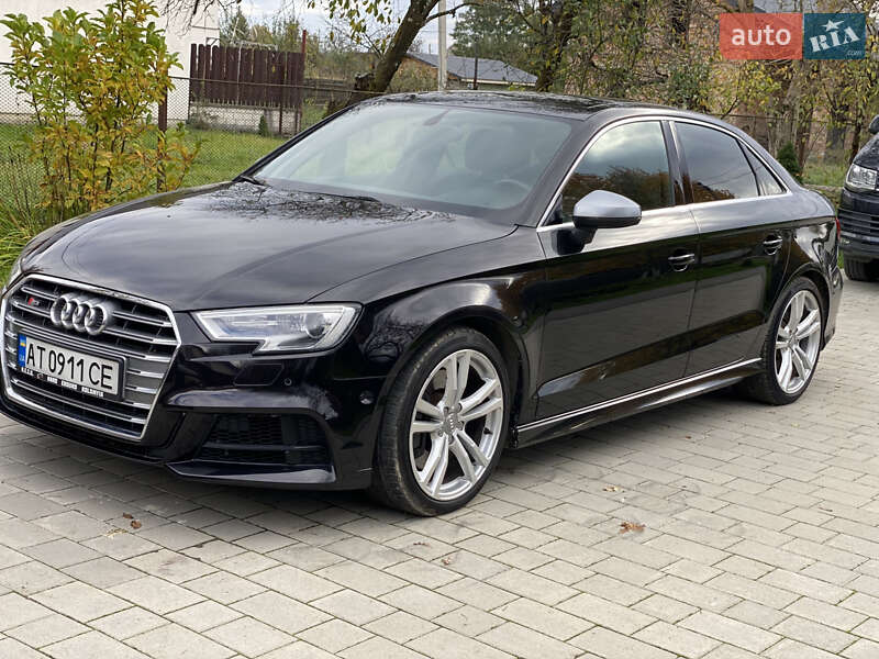 Седан Audi S3 2014 в Коломиї