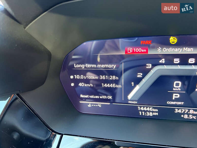 Седан Audi S3 2023 в Львові