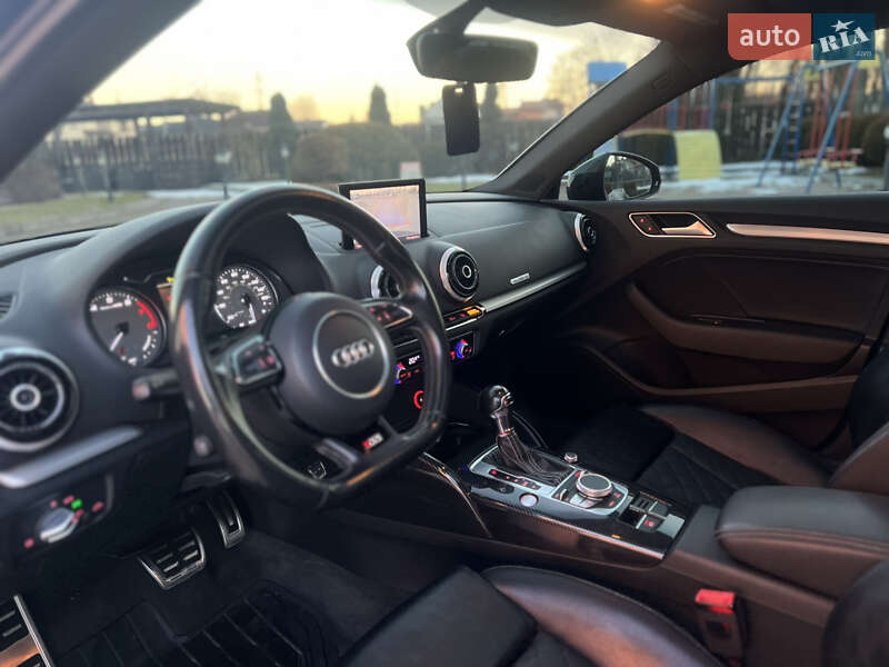Седан Audi S3 2016 в Львове фото 23 Седан Audi S3 2016 в Львове