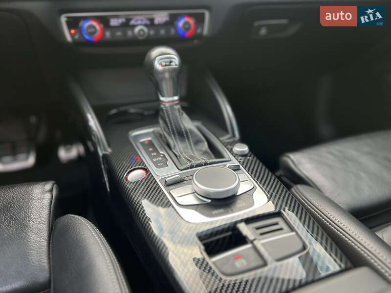 Седан Audi S3 2016 в Львове фото 28 Седан Audi S3 2016 в Львове