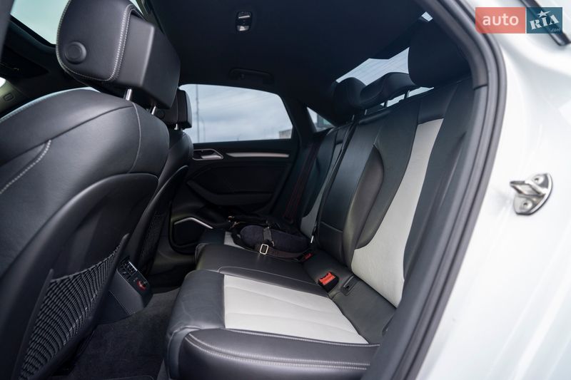Седан Audi S3 2015 в Києві