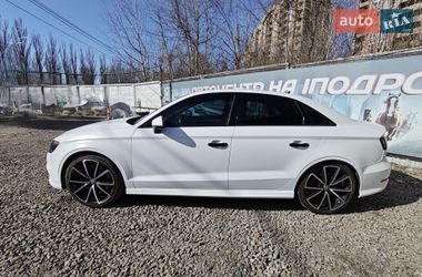 Седан Audi S3 2015 в Киеве