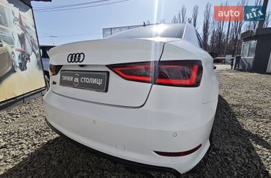 Седан Audi S3 2015 в Киеве