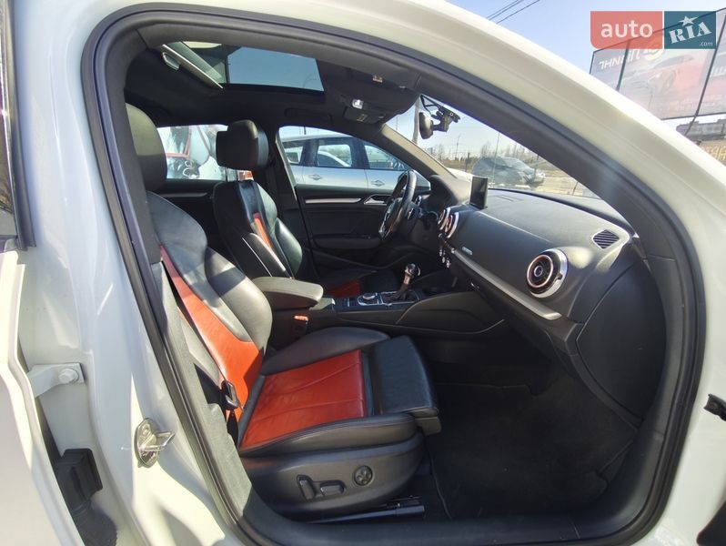 Седан Audi S3 2015 в Киеве