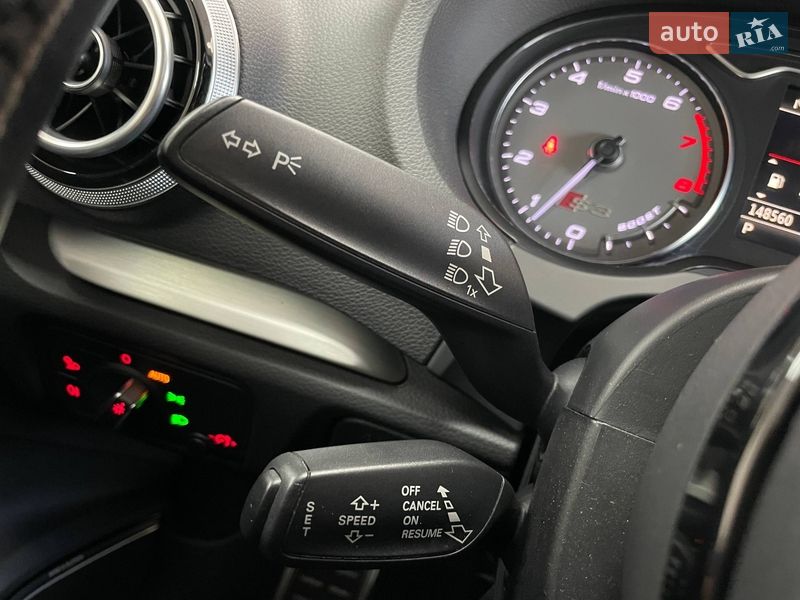 Седан Audi S3 2014 в Киеве