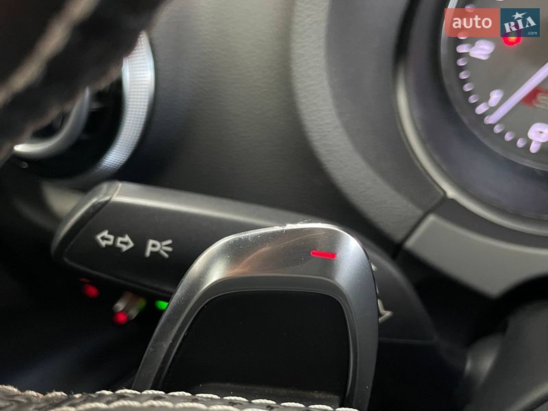 Седан Audi S3 2014 в Киеве