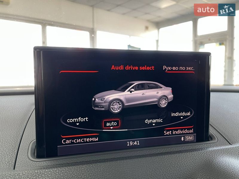 Седан Audi S3 2014 в Киеве