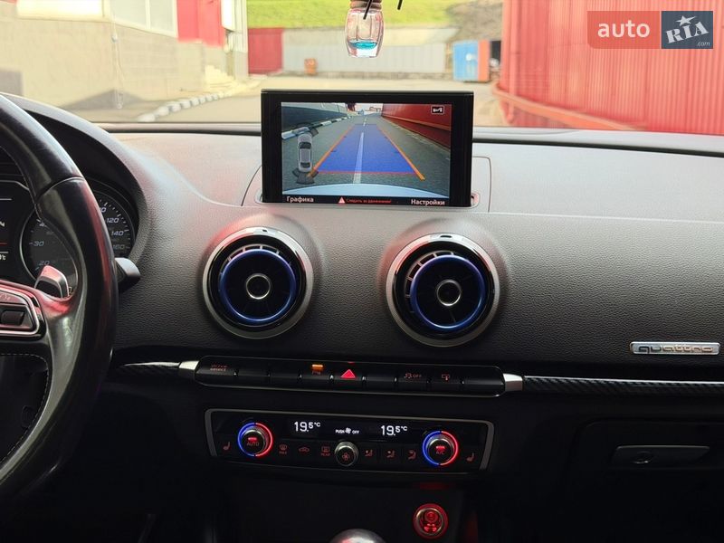 Седан Audi S3 2015 в Києві