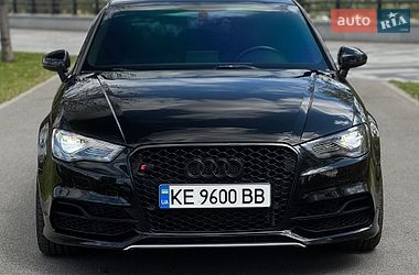 Седан Audi S3 2016 в Днепре