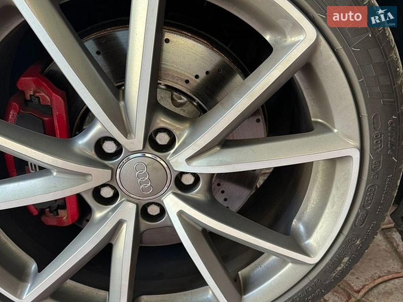 Седан Audi S3 2016 в Днепре