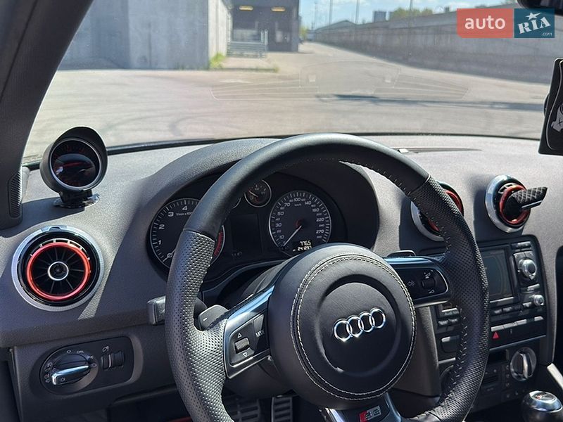 Хэтчбек Audi S3 2008 в Киеве