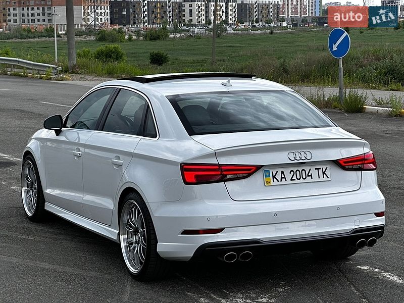 Седан Audi S3 2016 в Ирпене