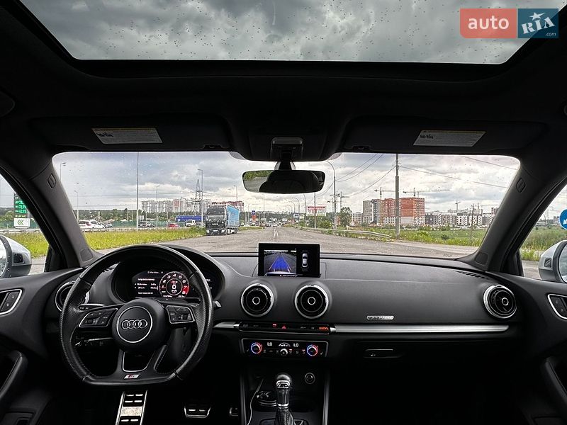 Седан Audi S3 2016 в Ирпене