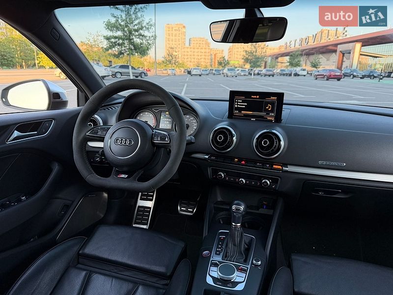 Седан Audi S3 2015 в Києві