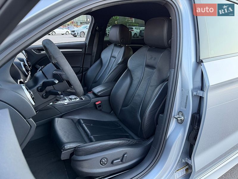 Седан Audi S3 2015 в Києві
