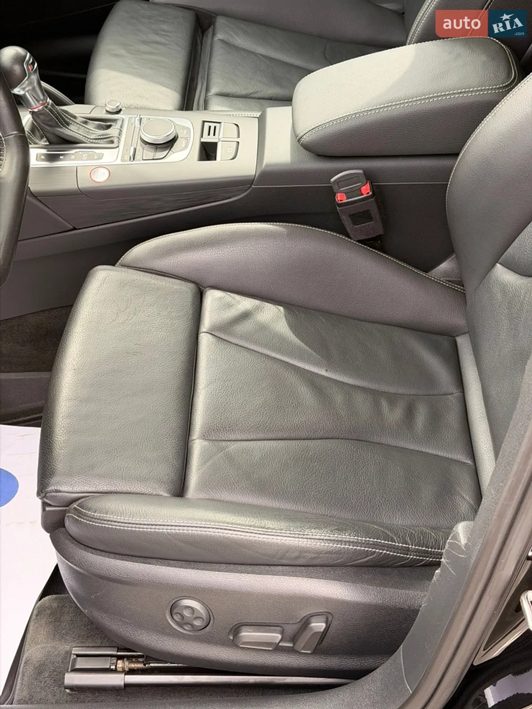 2016 Audi S3 - мініатюра 41