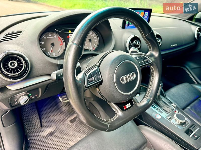 Седан Audi S3 2014 в Киеве
