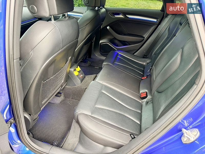 Седан Audi S3 2014 в Киеве
