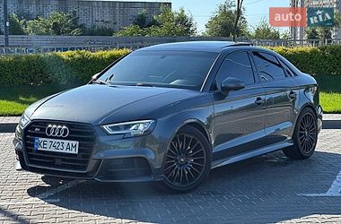 Седан Audi S3 2016 в Днепре