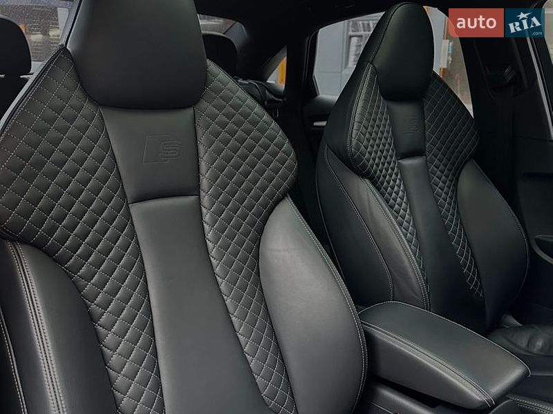 Седан Audi S3 2017 в Одесі