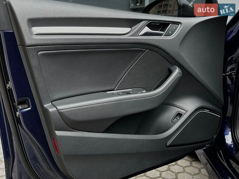 Седан Audi S3 2017 в Одесі