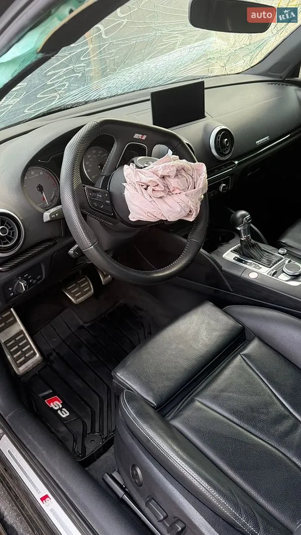 2019 Audi S3 - мініатюра 14