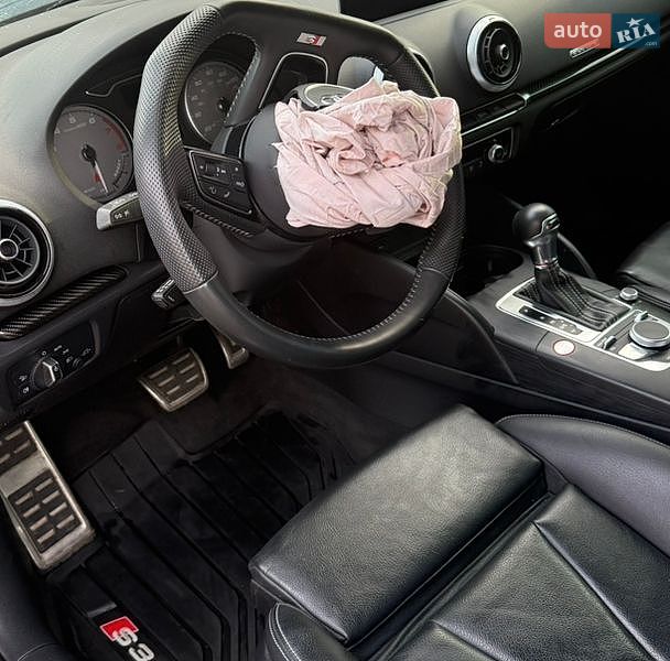 Седан Audi S3 2020 в Львові