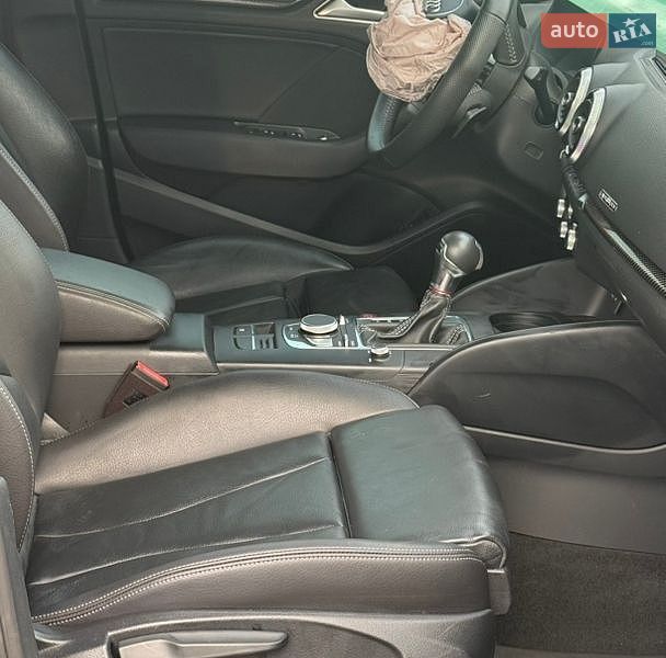 Седан Audi S3 2020 в Львові