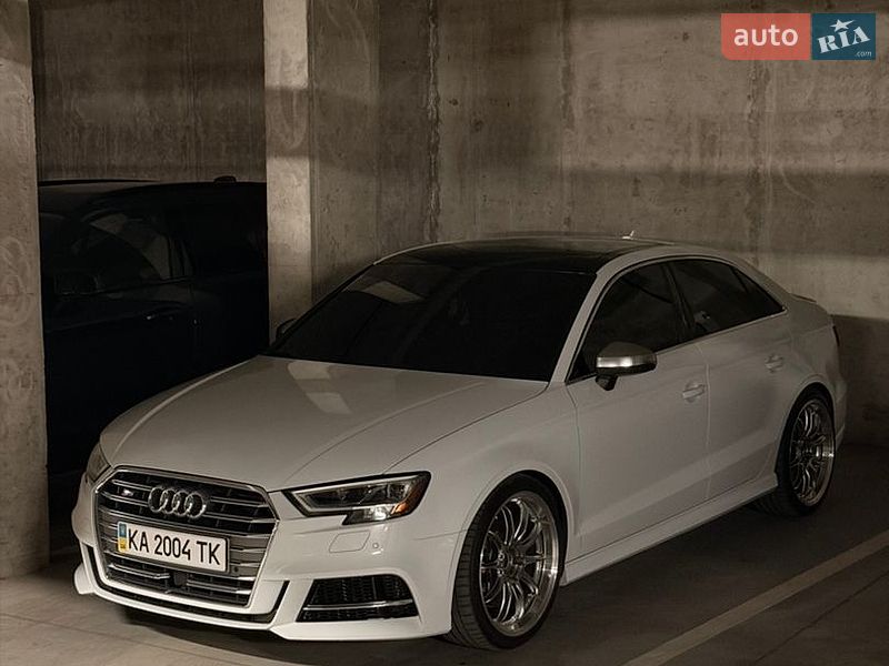 Седан Audi S3 2016 в Ирпене