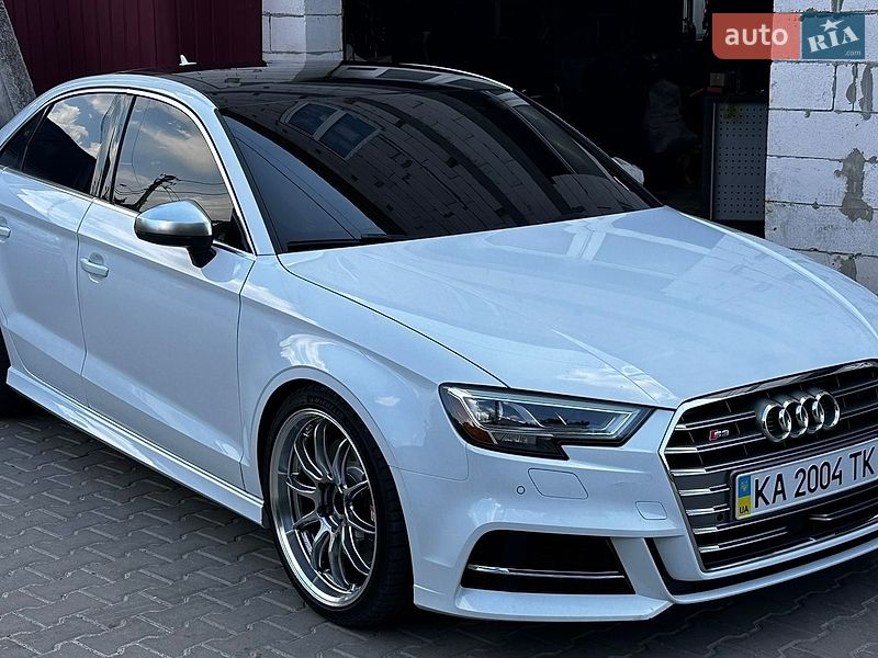 Седан Audi S3 2016 в Ирпене
