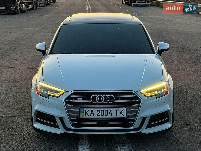 Седан Audi S3 2016 в Ирпене