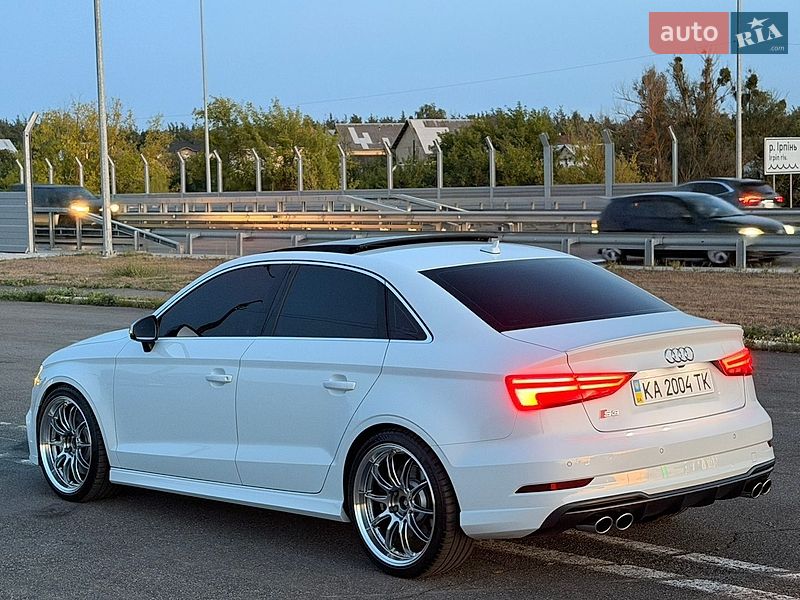 Седан Audi S3 2016 в Ирпене
