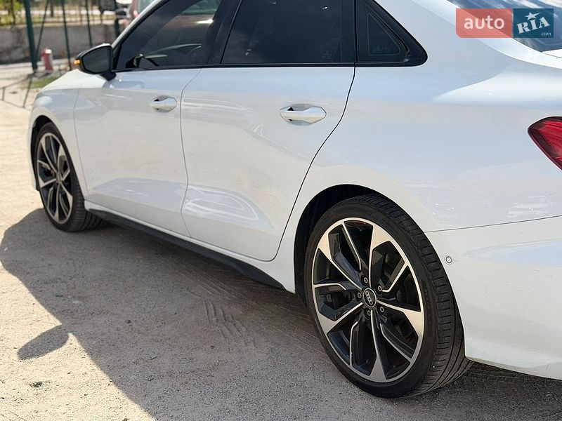 Седан Audi S3 2022 в Запоріжжі фото 20 Седан Audi S3 2022 в Запоріжжі