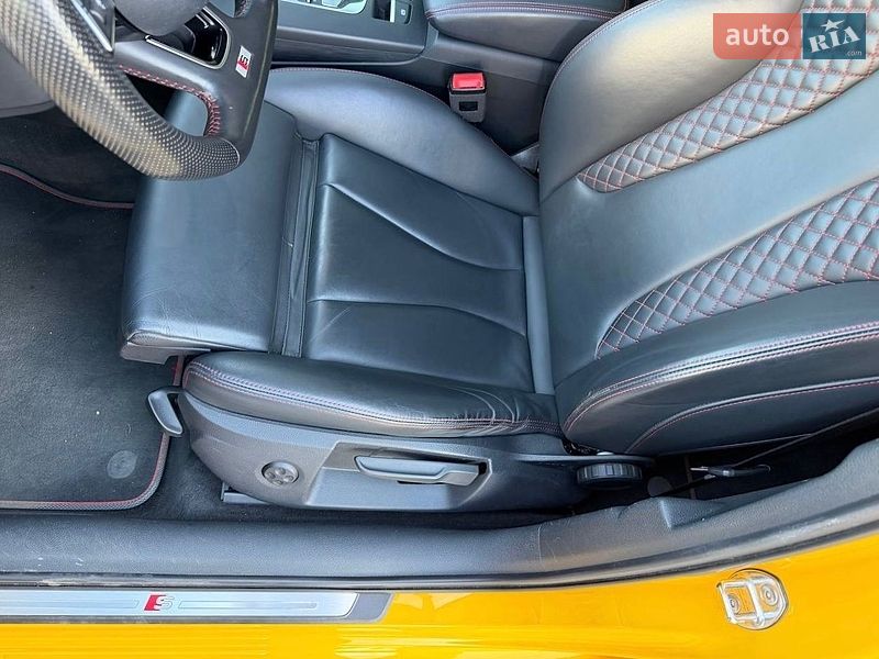 Седан Audi S3 2017 в Киеве