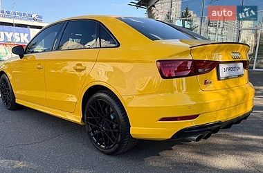 Седан Audi S3 2017 в Киеве