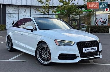 Седан Audi S3 2016 в Киеве