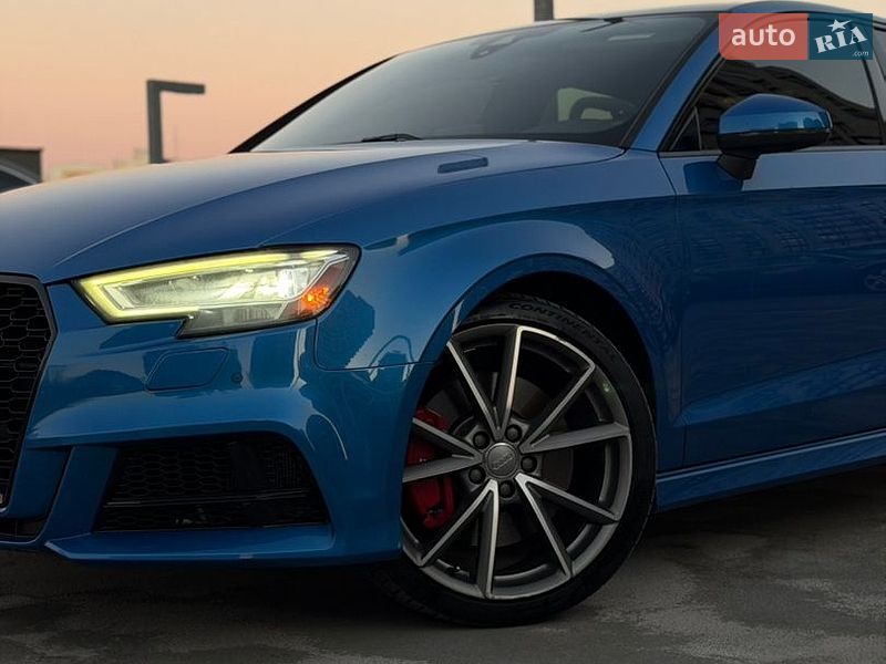 Седан Audi S3 2017 в Киеве