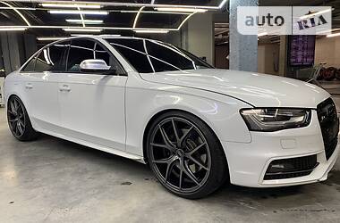 Седан Audi S4 2013 в 