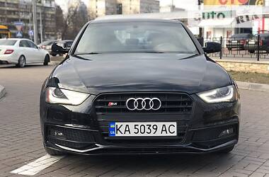 Седан Audi S4 2015 в 