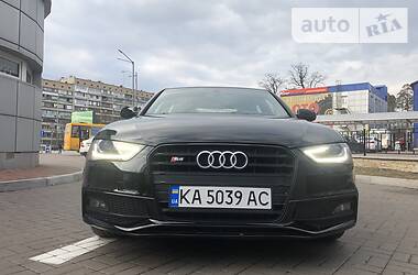 Седан Audi S4 2015 в 