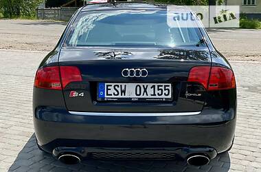 Седан Audi S4 2006 в 