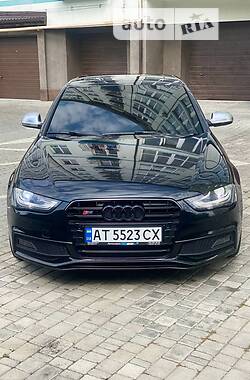 Седан Audi S4 2013 в Ивано-Франковске